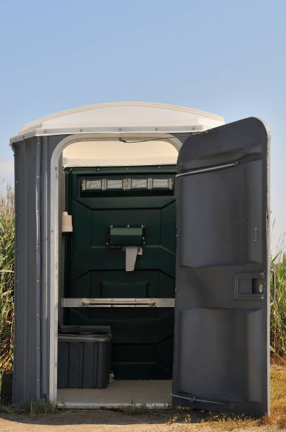Best Wedding porta potty rental  in Seneca, KS